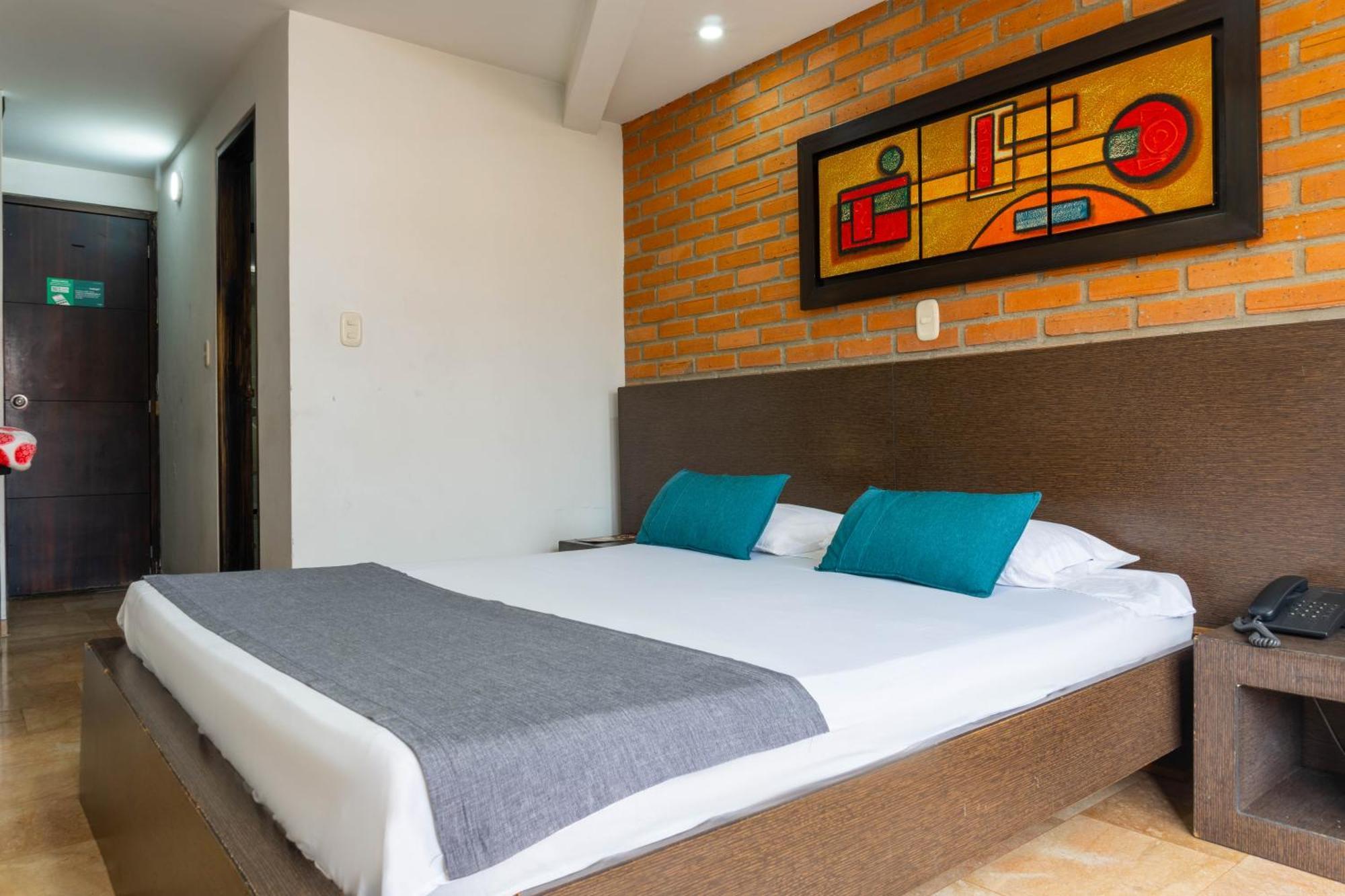 Casa White 3* Medellin
