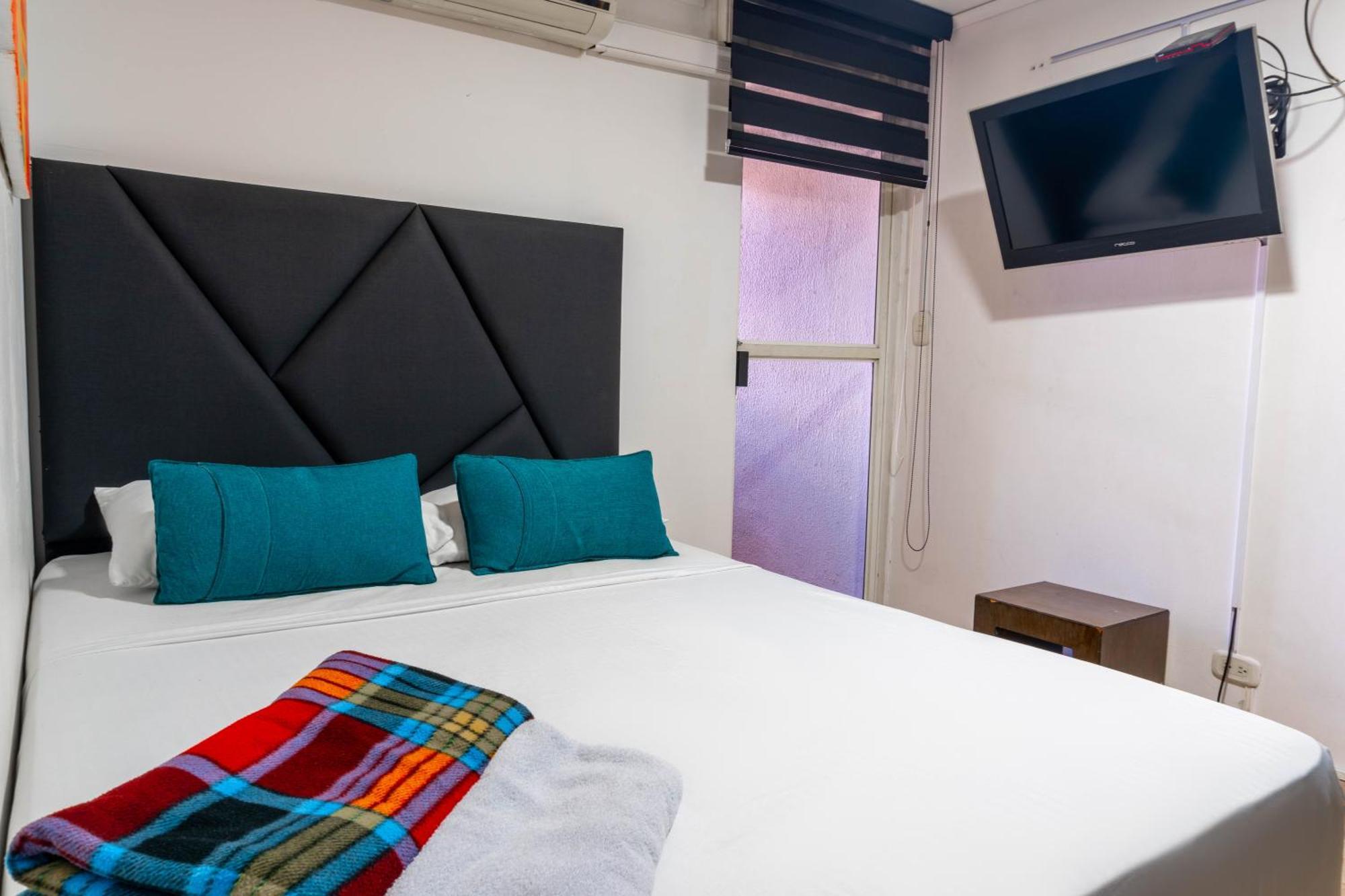 Casa White 3* Medellin