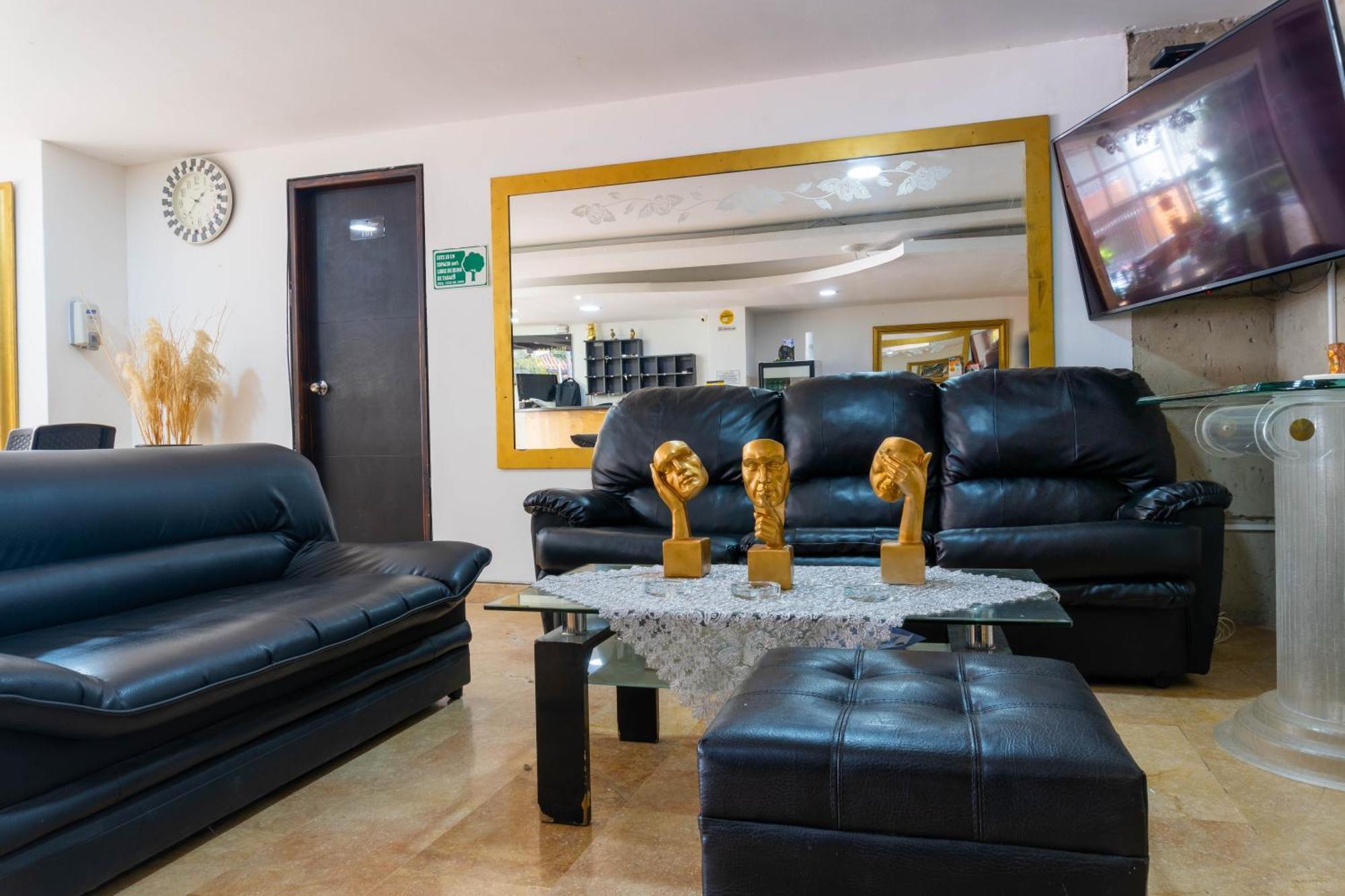 Casa White 3*